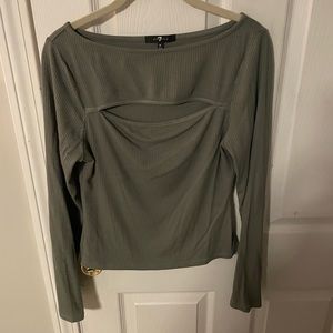Green long sleeve with cutout